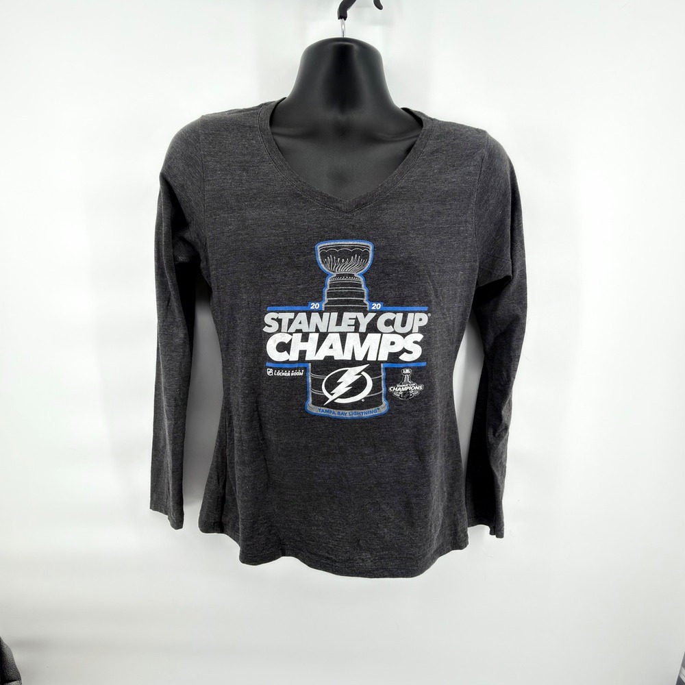 Tampa Bay Lightning Fanatics Womens M Shirt 2020 Stanley Cup Champions V-Neck LS